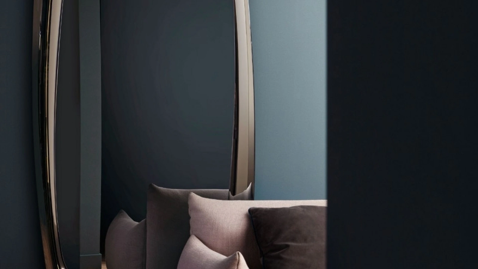 Specchio Bold H200 con cornice in vetro di Midj