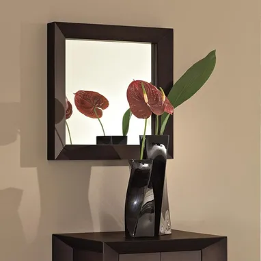 Specchio quadrato con cornice in legno di Stones