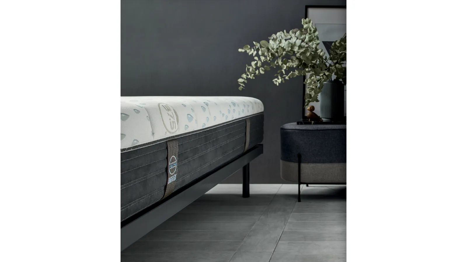 Materasso Regula Plain in lattice con rivestimento contenente sabbia vulcanica di Zigflex