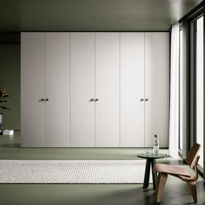 Armadio con ante battenti Plana di Dielle Modus