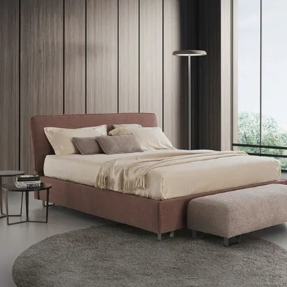Letto Ghost con testiera di GR Salotti