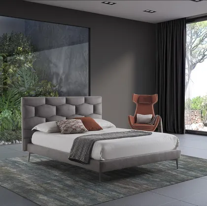 Letto con testiera trapuntata Samu di GR Salotti