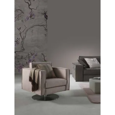 Poltroncina in tessuto imbottito Brio Girevole di GR Salotti