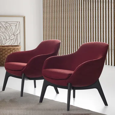 Poltroncina in tessuto imbottito Margot di GR Salotti