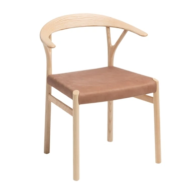 Sedia Oslo in legno con seduta in cuoio di Midj