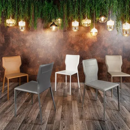 Sedia Kim rivestita in similcuoio vari colori di Stones