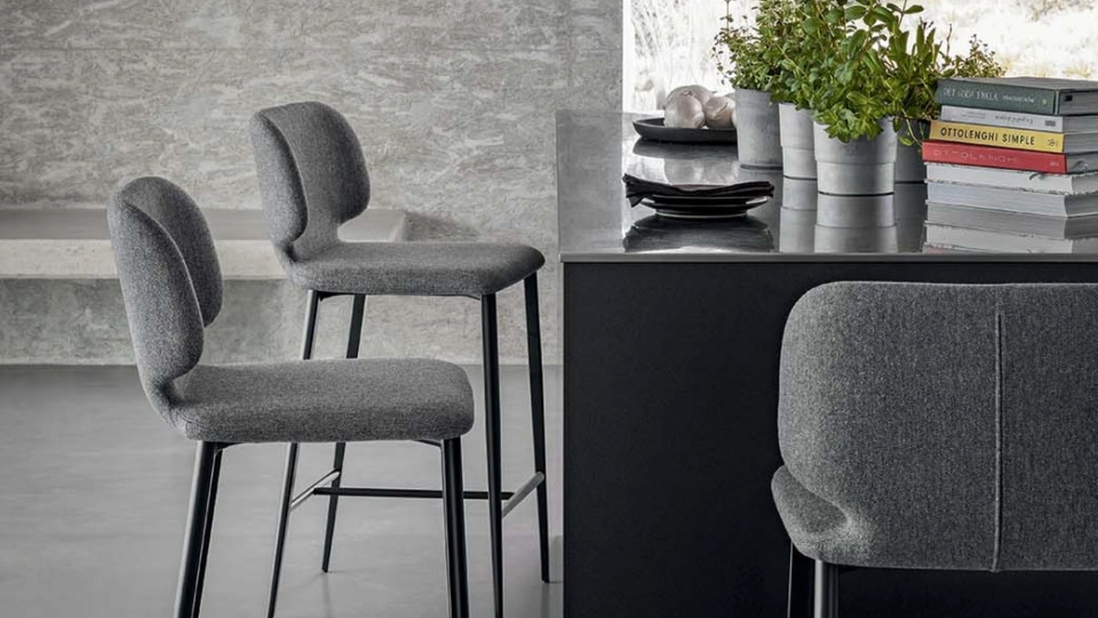 Sgabello Wrap M TS di Midj