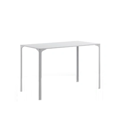 Tavolo alto realizzato interamente in metallo Armando H110 di Midj