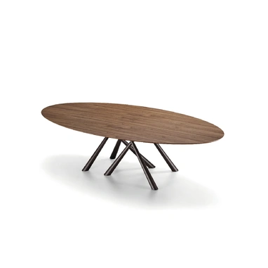 Tavolo Forest Ovale in legno impiallacciato di Midj